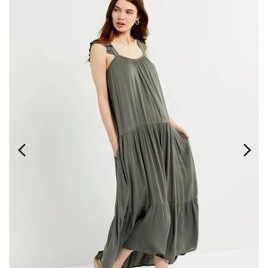 BB DAKOTA Maternity Maxi Dress NWT